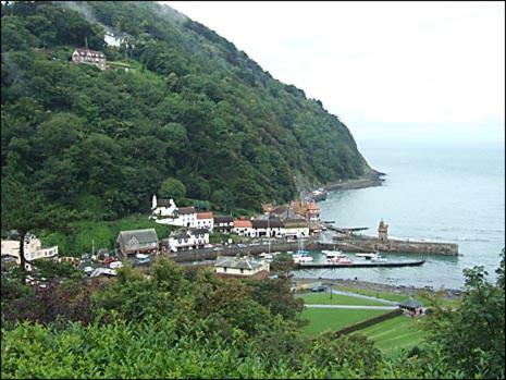 Postmans Rest, Second Floor Apartment, Lynmouth With Private Parking Zewnętrze zdjęcie